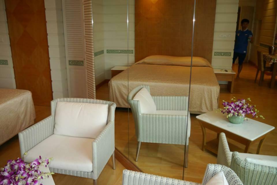 Bangkok Riverside Condo Екстериор снимка